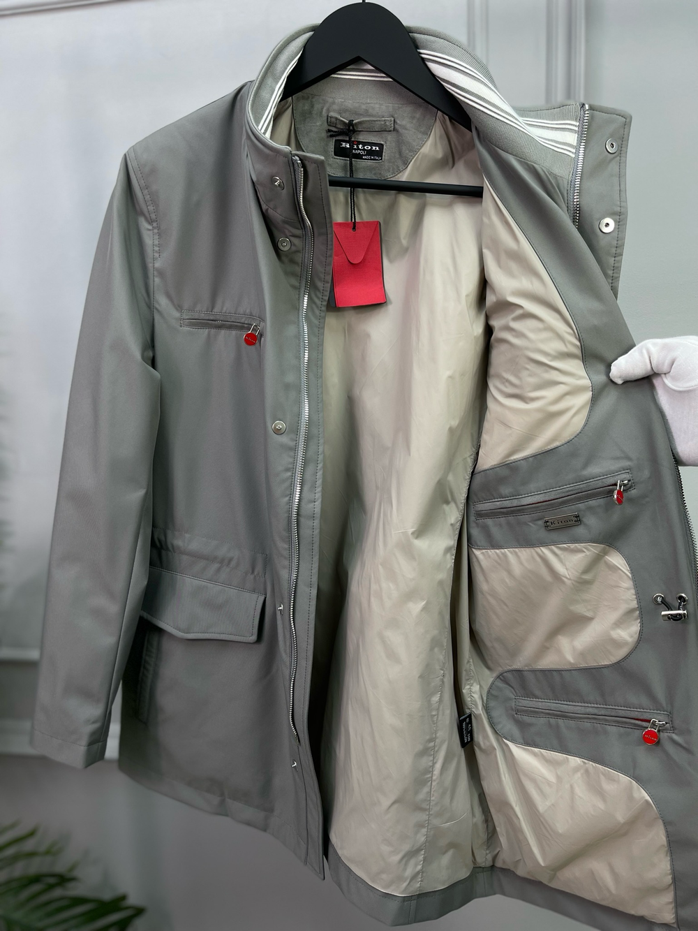Ветровка Kiton