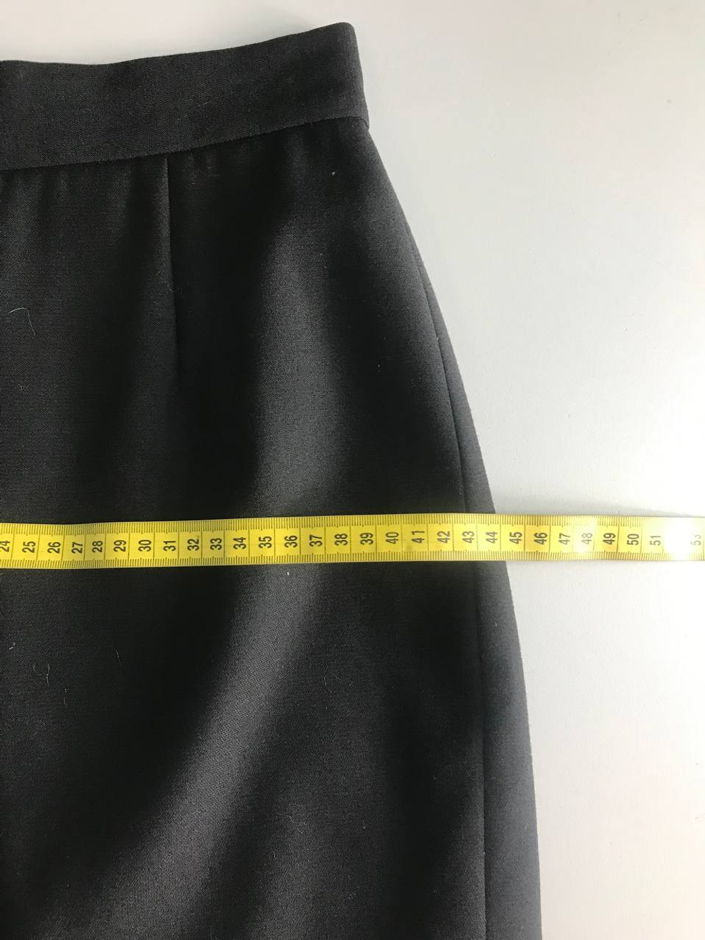 Юбка Moschino классического кроя, маркировка 38, визуально на 44 размер