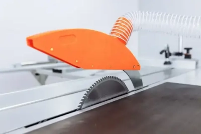 Кожух защиты пилы с расклинивающим ножом для форматно раскроечного станка