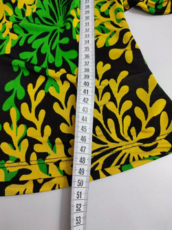 Блузка яркая 46 размер