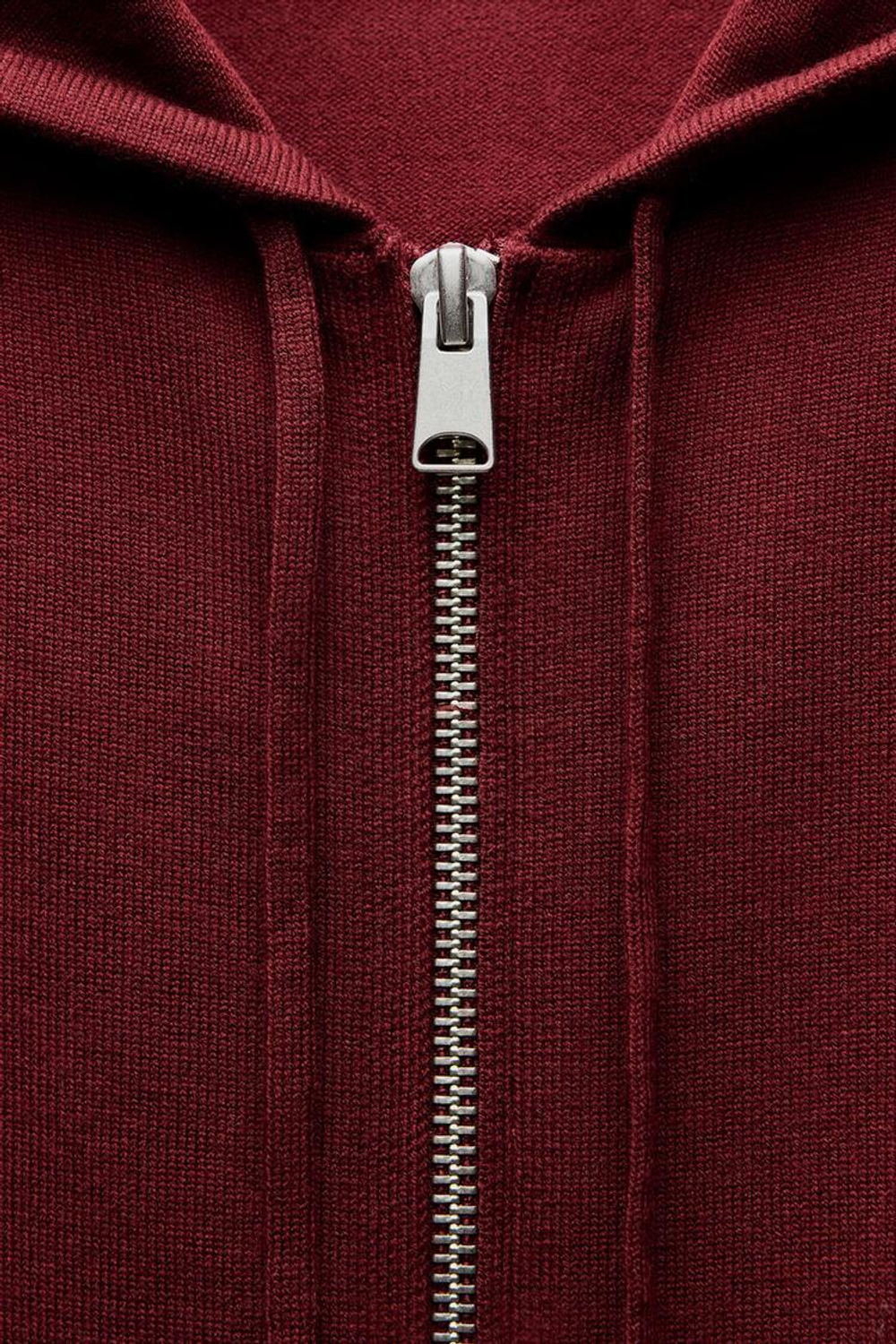 ZARA ХУДИ, ЦВЕТ БУРГУНДСКОГО ВИНА