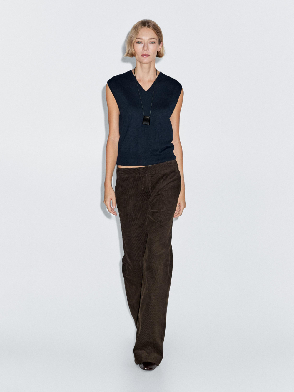 Massimo Dutti Расклешенные вельветовые брюки, шоколадный