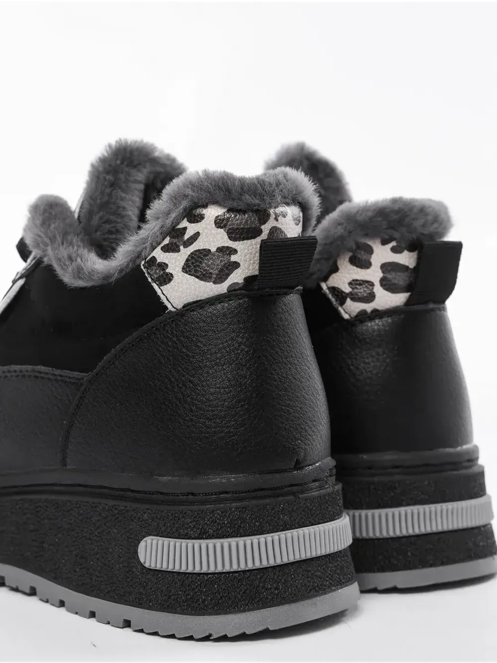 Кроссовки зимние