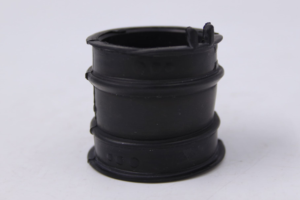 Патрубок C00297915 к циркуляционной помпе для посудомоечной машины Indesit, Ariston