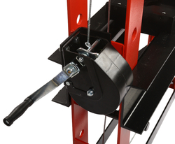 Пресс пневмогидравлический 50т напольный GTE