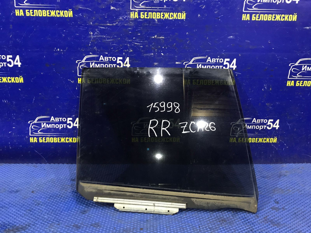 Стекло двери задней правой TOYOTA RAV4 2000-2005