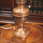 Керосиновая лампа (электрифицированная)