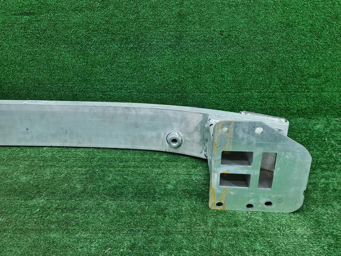 Усилитель передний Omoda C5 (2022-н.в.)