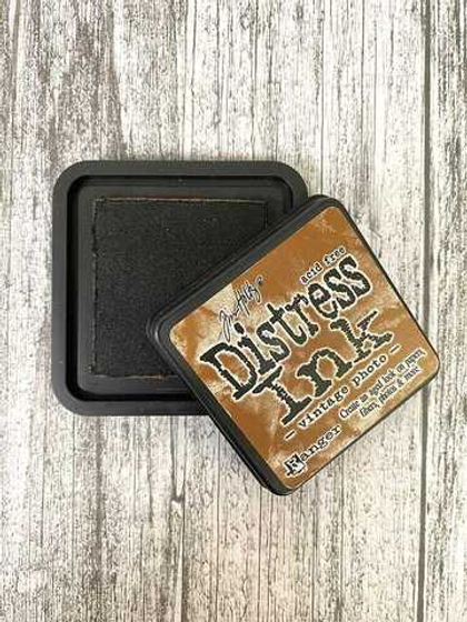 Distress Ink Pad. Vintage Photo