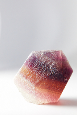 Флюорит многогранник