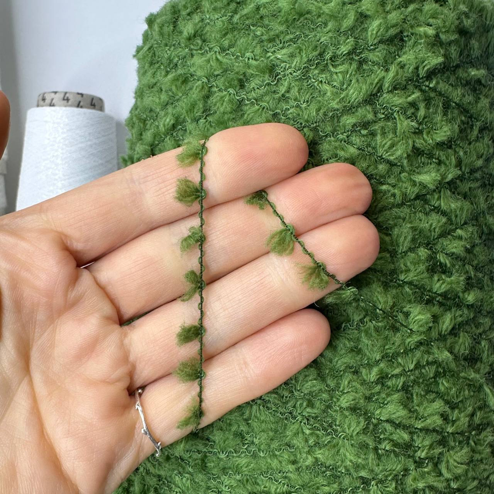 PADDINGTON - Lanificio dell Oliva; 82% меринос вспушенный, 18% п/а; 230м/100гр; Букле; col. K43011, цвет: зеленый; S715