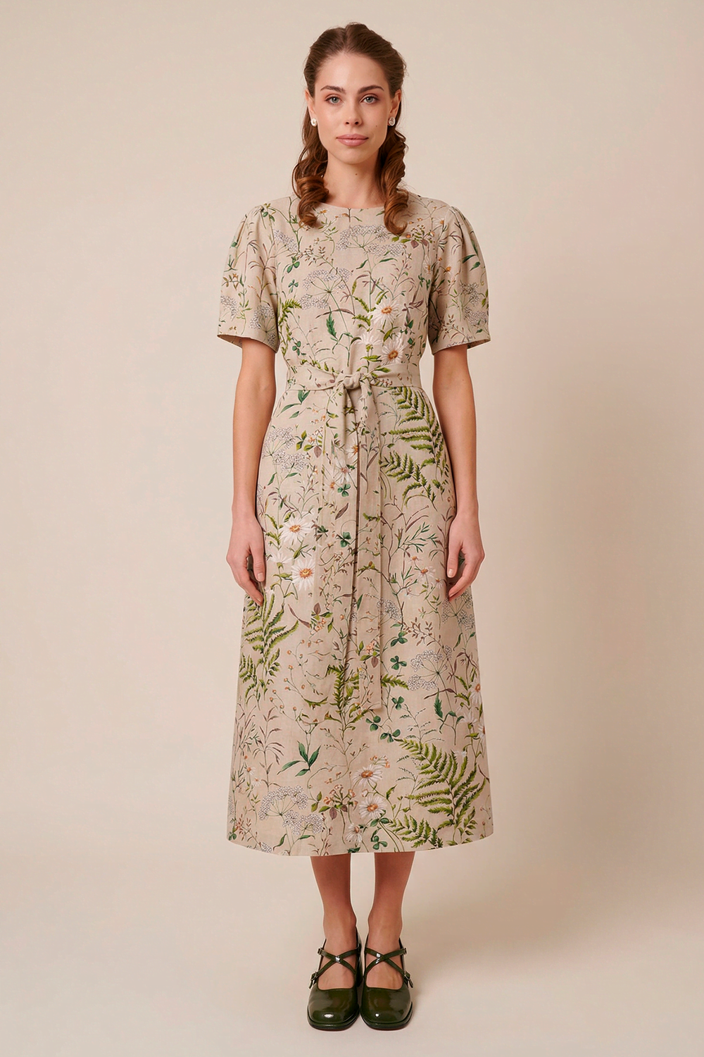 Платье миди с коротким рукавом