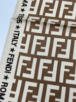 Платок с лого Fendi