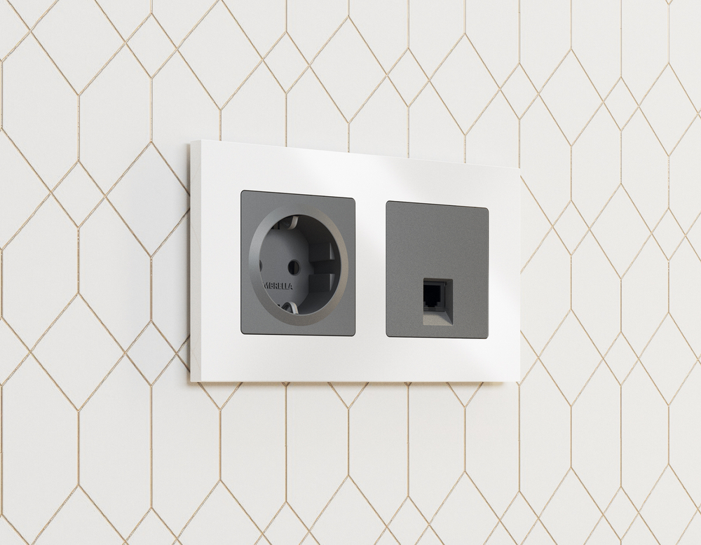 AF250103 Рамка ALFA Qubi (Белый глянец) 3-ая