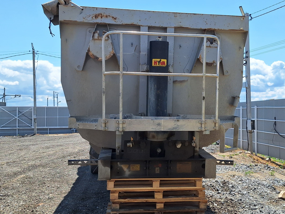 Grunwald 9453 Полуприцеп самосвальный 9453-0000010-50
