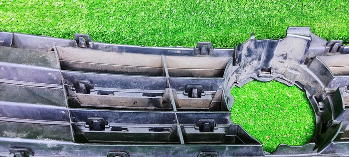 Решетка радиатора VW Jetta 6 (2014-2018)