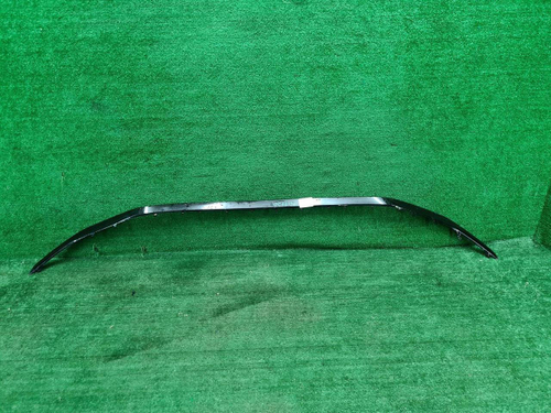 Молдинг переднего бампера Audi Q8 (18-23) S-line