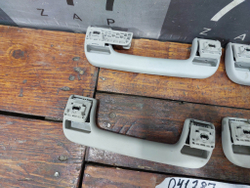 Ручки потолочные комплект Audi Q7 (4L) 06-15 Б/У Оригинал 8P0857607K