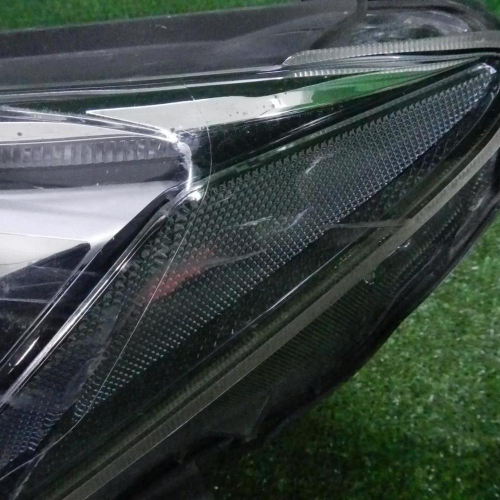 Фара левая Toyota Rav 4 CA40 (2015-2019) LED
