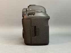 Canon EOS 5D Mark IV 22.545 кадров