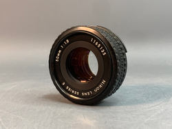 Nikon EM + Nikon 50mm f/1.8