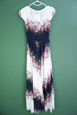 Платье для летних прогулок, маркировка 46, визуально на 46 размер