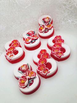 «Цветочная восьмерка» мыло ручной работы