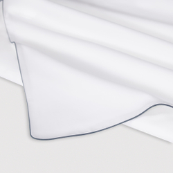 Постельное белье cемейное Сlaire&Caroll Lune белое с зеленым кантом