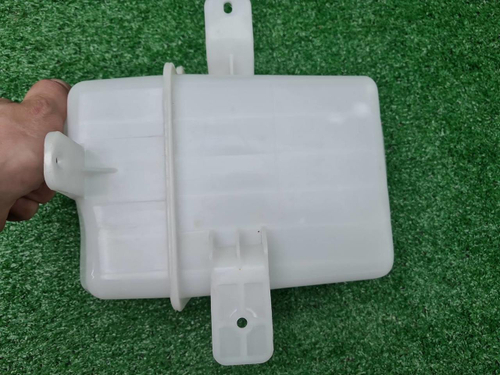 Бачок омывателя Geely Tugella (2019-2024)