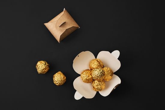 Упаковка для 1 конфеты. Бонбоньерка