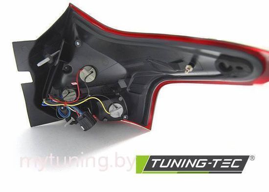 Задние фонари для Ford Focus III 5D (11-14) LED Red Smoke