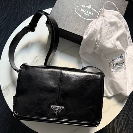Сумка-мессенджер Prada