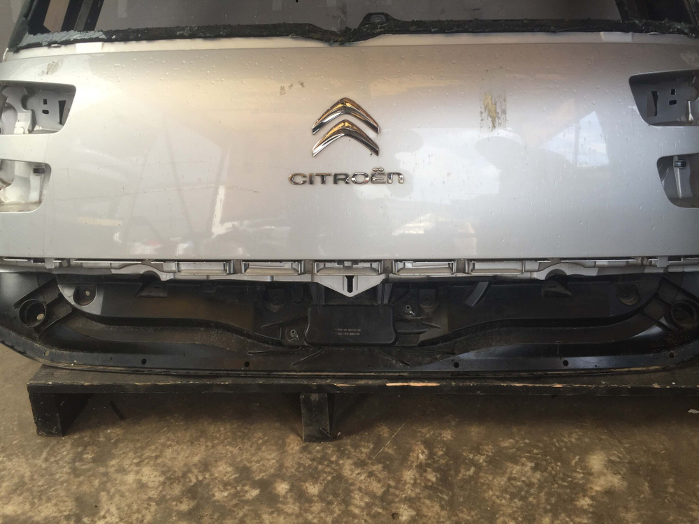 Крышка багажника Citroen C4 Grand Picasso 2  Б/У Оригинал 1609401680