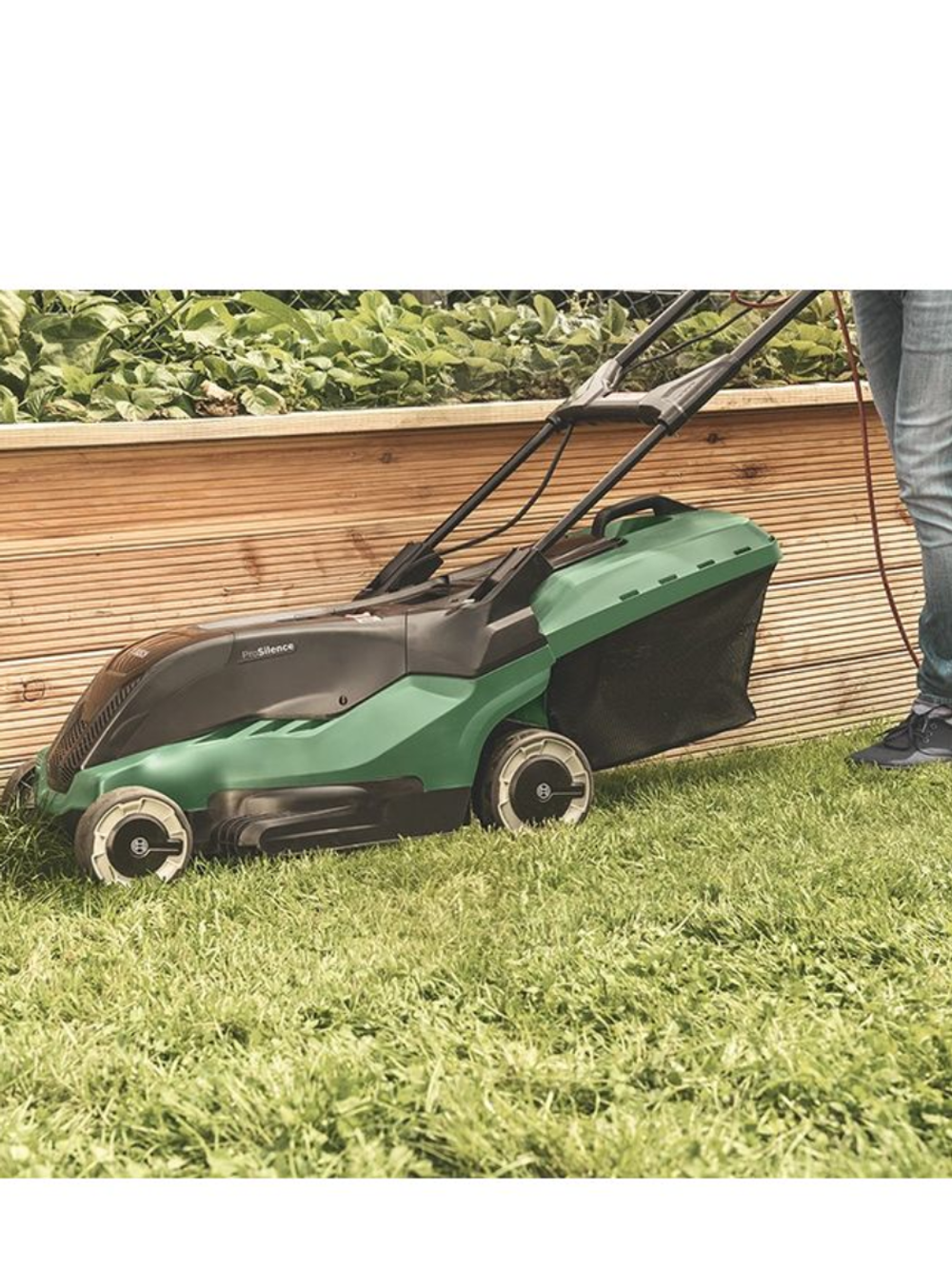 Электрическая газонокосилка Bosch AdvancedRotak 690 (06008B9208)