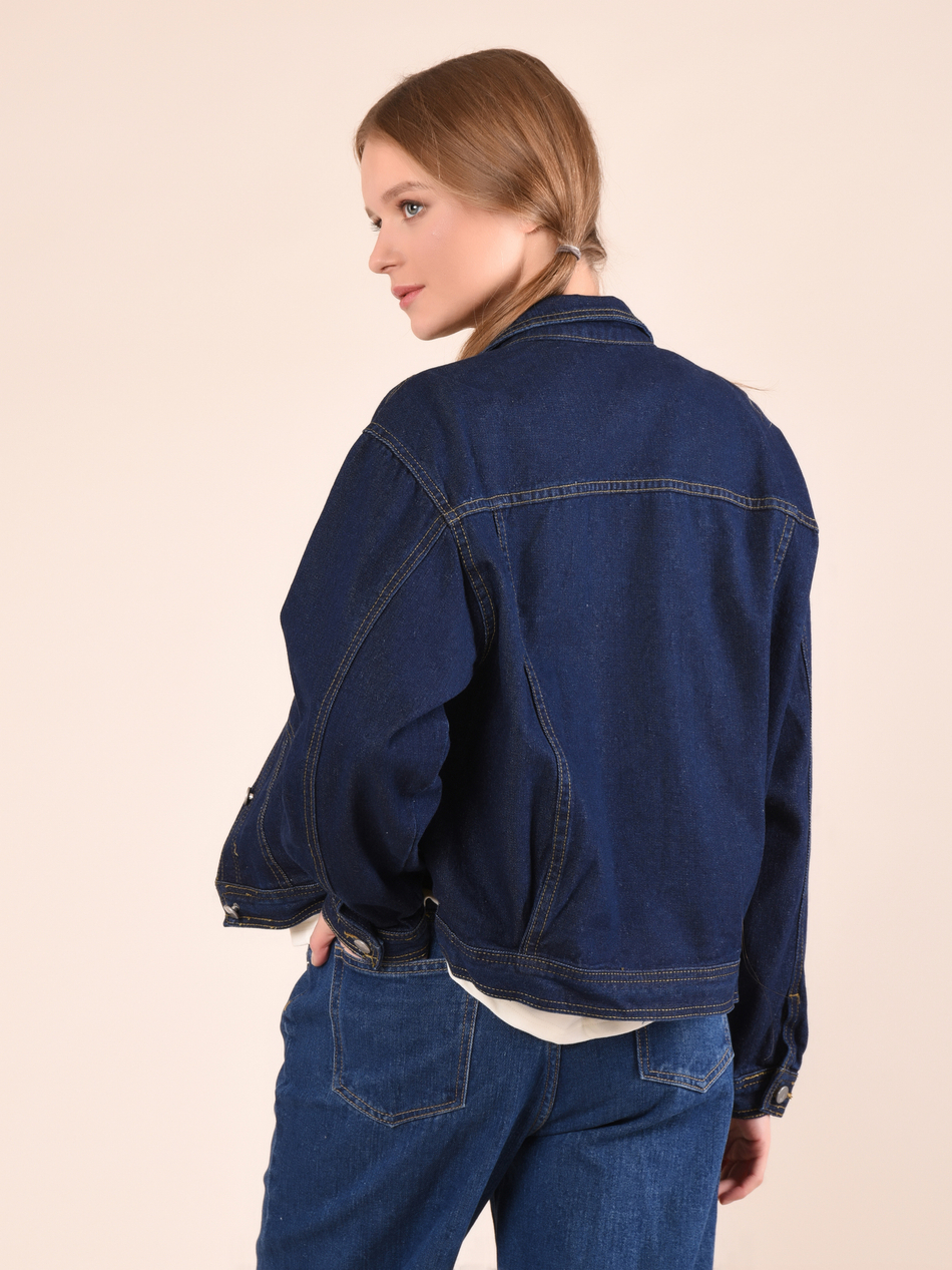 Куртка женская джинсовая