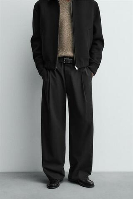 ZARA БРЮКИ СО СКЛАДКАМИ ИЗ ХЛОПКА И ВИСКОЗЫ, ЧЕРНЫЙ