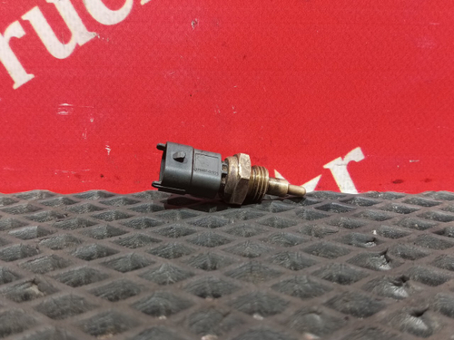 Датчик температуры охлаждающей жидкости