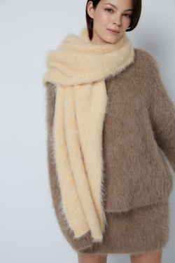 Шарф из альпака канареечный