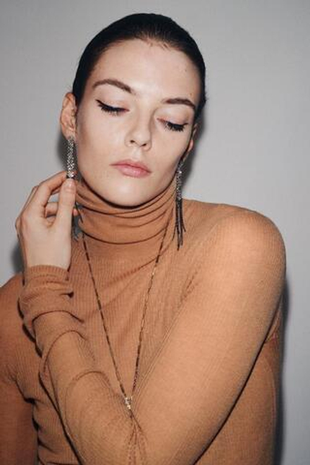 ZARA ДЛИННЫЕ СЕРЬГИ СО СТРАЗАМИ, АНТРАЦИТОВО-СЕРЫЙ