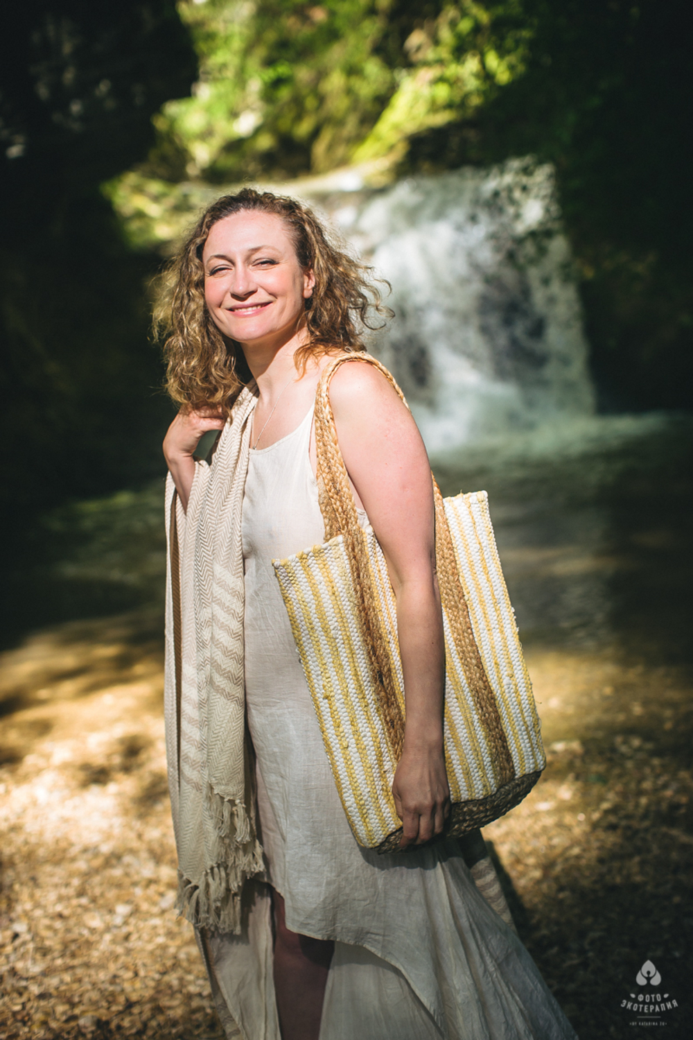 Плетёная сумка-шоппер из джута | светлая