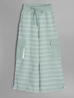 Спортивный костюм для девочки в школу