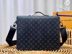 Портфель-сумка через плечо Louis Vuitton S-Lock