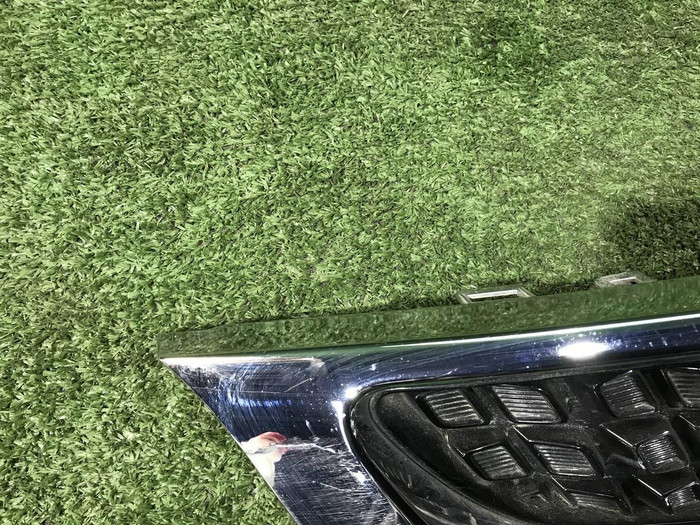 Решетка радиатора KIA Rio 4 X-Line (2017-2020)