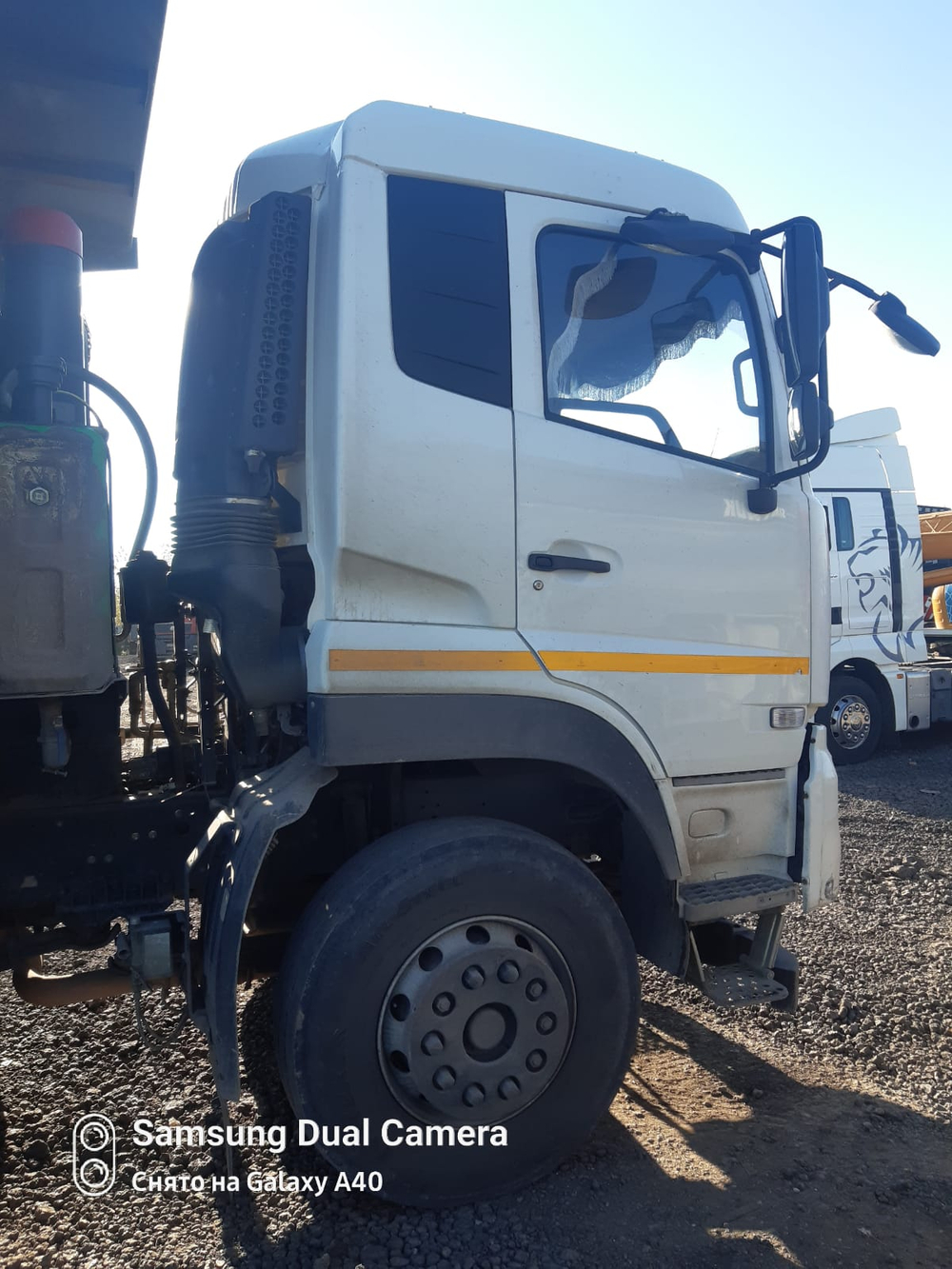 DongFeng KC 8x4 Самосвал KC (Дизельный, 8,9 л, 371 л.с., МТ)