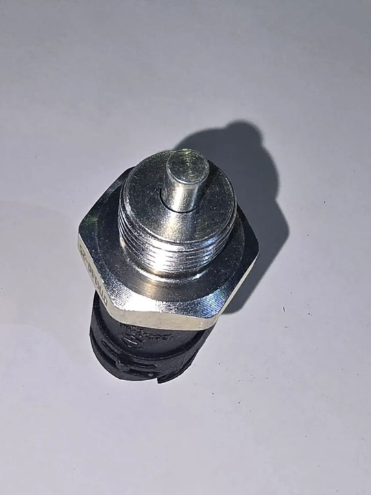 Выключатель блокировки дифференциала (ВК 24-04) (ЭМИ)