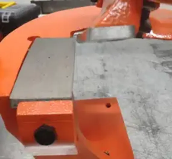 Электромеханическая гильотина Inanlar IMS 3060x4