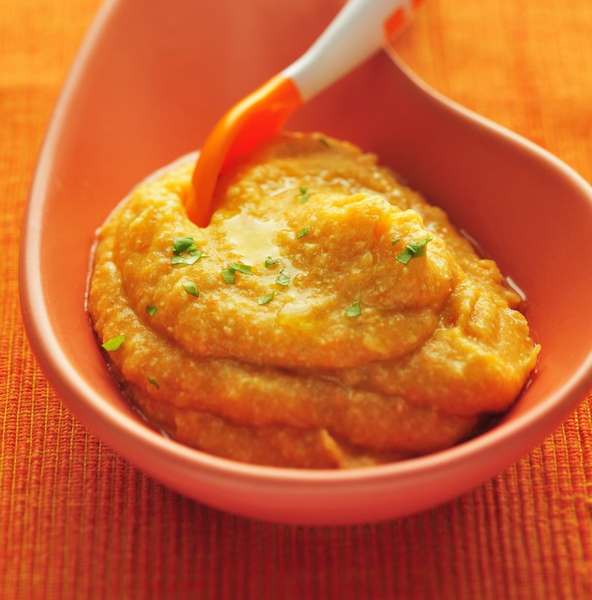 Курица с морковкой