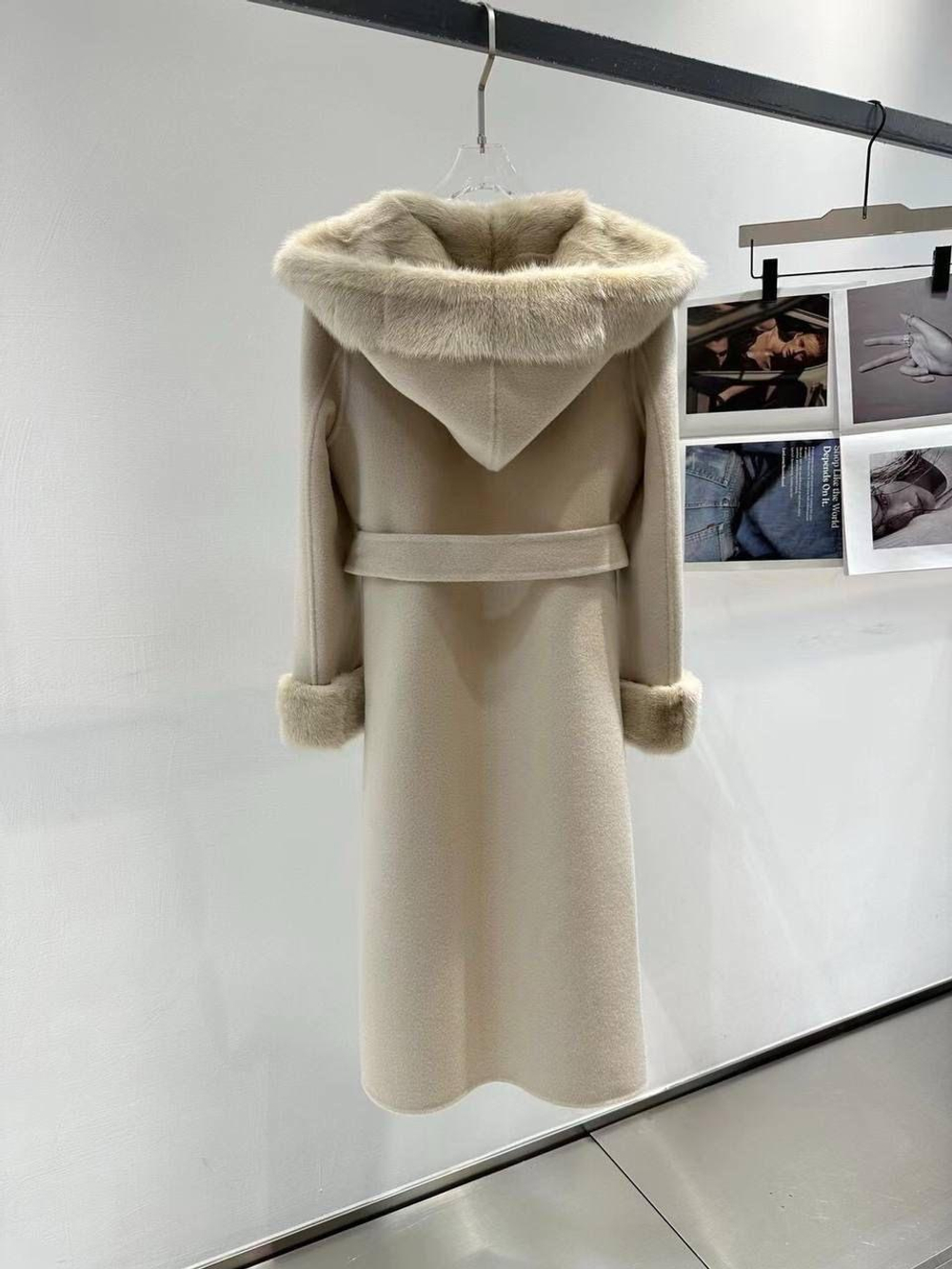 Пальто MaxMara