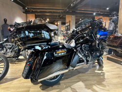 Harley-Davidson CVO Street Glide, 2015