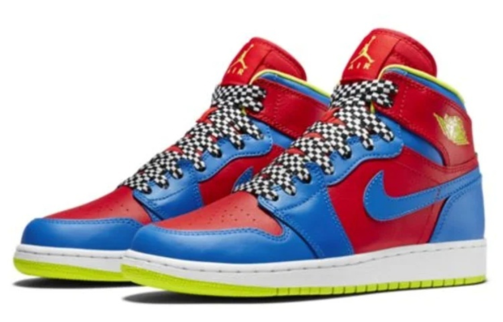 Кроссовки Jordan Air Jordan 1 High (Женская размерная сетка)